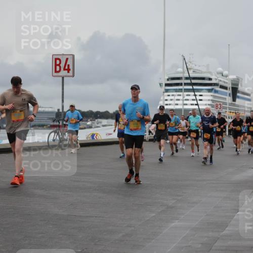 13.09.2026 - Kiel Lauf Andreas Tolksdorf http://msf.ph/oto/10462660 13.09.2026 12:03:03 Kiellinie 4 meine-sportfotos.de