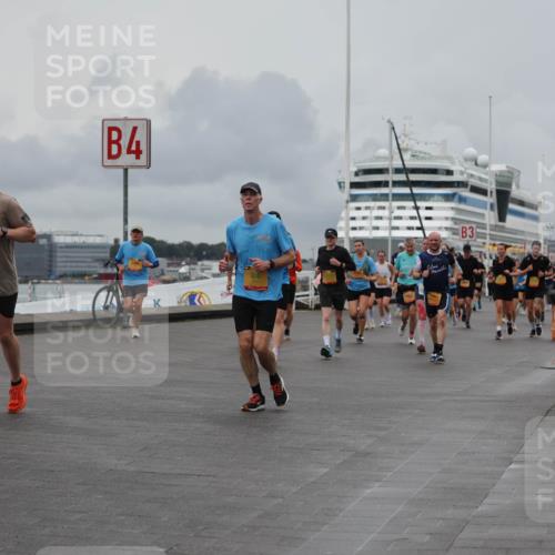 13.09.2026 - Kiel Lauf Andreas Tolksdorf http://msf.ph/oto/10462674 13.09.2026 12:03:03 Kiellinie 4, 3 meine-sportfotos.de