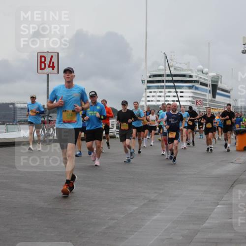 13.09.2026 - Kiel Lauf Andreas Tolksdorf http://msf.ph/oto/10462688 13.09.2026 12:03:04 Kiellinie 4 meine-sportfotos.de