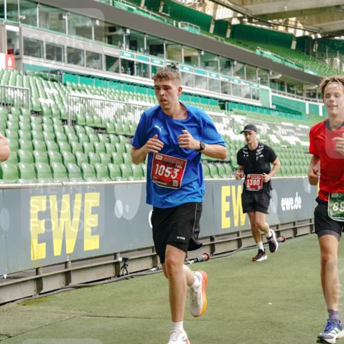 13.09.2026 - 21. swb-Marathon Bremen Michael Burmester http://msf.ph/oto/10462710 13.09.2026 12:55:40 Laufen im Stadion 161, 189, 201, 205, 307, 388, 411, 461, 465, 495, 655, 666, 854, 876, 913, 926, 948, 1053, 1058, 1197, 1390, 1537, 1599, 1645, 1658, 1750, 2001, 2040, 2122, 2125, 2234, 2251, 2260, 2319, 2383, 2390, 2474, 2535, 2604, 2733, 2801, 2812, 2870, 2922, 2948, 2962, 3012, 3057, 3119, 3134, 3175, 3192, 3202, 3206, 3241, 3246, 3290, 3346, 3348, 3356, 3357, 3411, 3508, 3706, 3716, 3836, 4135, 4137, 4171, 4413, 4455, 4479, 4733, 5277, 5430, 5530, 6106, 2498, 3085 meine-sportfotos.de