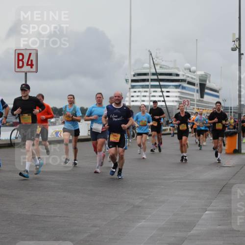13.09.2026 - Kiel Lauf Andreas Tolksdorf http://msf.ph/oto/10462719 13.09.2026 12:03:06 Kiellinie 4, 10622, 3763, 83 meine-sportfotos.de