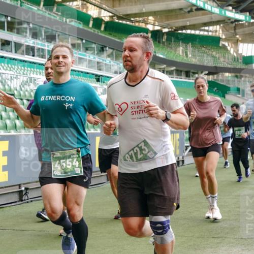 13.09.2026 - 21. swb-Marathon Bremen Michael Burmester http://msf.ph/oto/10462731 13.09.2026 13:12:35 Laufen im Stadion 118, 183, 265, 278, 349, 514, 576, 695, 702, 703, 843, 933, 950, 1005, 1113, 1143, 1226, 1286, 1334, 1435, 1641, 1849, 1851, 1936, 1952, 1991, 2005, 2248, 2264, 2281, 2299, 2336, 2353, 2375, 2377, 2398, 2426, 2439, 2461, 2478, 2505, 2612, 2659, 2665, 2669, 2673, 2684, 2765, 2773, 2792, 2804, 2815, 2816, 2822, 2850, 2860, 2884, 2895, 2907, 2921, 2963, 2966, 2975, 2976, 3016, 3027, 3079, 3082, 3143, 3155, 3159, 3253, 3293, 3308, 3313, 3328, 3349, 3352, 3434, 551 meine-sportfotos.de