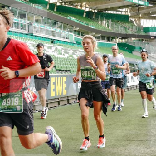 13.09.2026 - 21. swb-Marathon Bremen Michael Burmester http://msf.ph/oto/10462737 13.09.2026 12:55:41 Laufen im Stadion 161, 189, 201, 205, 307, 388, 411, 461, 465, 495, 655, 854, 876, 913, 926, 948, 1053, 1058, 1197, 1390, 1537, 1599, 1645, 1658, 1750, 2001, 2040, 2122, 2125, 2234, 2251, 2260, 2319, 2383, 2390, 2474, 2535, 2604, 2733, 2801, 2812, 2870, 2922, 2948, 2962, 3012, 3057, 3119, 3134, 3175, 3192, 3202, 3206, 3241, 3246, 3290, 3346, 3348, 3356, 3357, 3411, 3508, 3706, 3716, 3836, 4135, 4137, 4171, 4413, 4455, 4479, 4733, 5277, 5430, 5530, 6106, 2498, 3085 meine-sportfotos.de