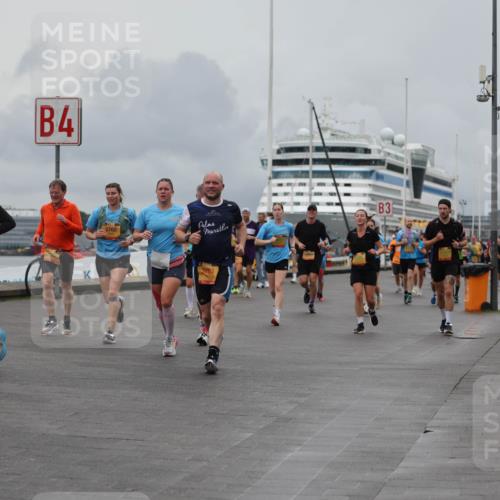 13.09.2026 - Kiel Lauf Andreas Tolksdorf http://msf.ph/oto/10462746 13.09.2026 12:03:07 Kiellinie 4, 10622, 2760, 3, 763 meine-sportfotos.de
