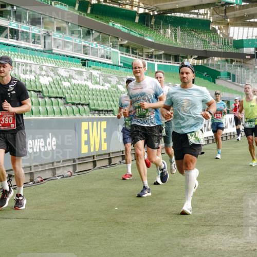 13.09.2026 - 21. swb-Marathon Bremen Michael Burmester http://msf.ph/oto/10462794 13.09.2026 12:55:42 Laufen im Stadion 161, 189, 201, 205, 307, 388, 411, 461, 465, 495, 655, 854, 876, 913, 926, 948, 1053, 1058, 1197, 1390, 1537, 1599, 1645, 1658, 1750, 1972, 2001, 2040, 2122, 2125, 2234, 2251, 2260, 2319, 2383, 2390, 2474, 2535, 2604, 2733, 2801, 2812, 2870, 2922, 2948, 2962, 3012, 3057, 3119, 3134, 3175, 3192, 3202, 3206, 3241, 3246, 3290, 3346, 3348, 3356, 3357, 3411, 3508, 3706, 3716, 3836, 4135, 4137, 4171, 4413, 4455, 4479, 4733, 5277, 5430, 5530, 6106, 2498, 3085 meine-sportfotos.de