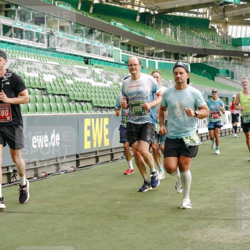 13.09.2026 - 21. swb-Marathon Bremen Michael Burmester http://msf.ph/oto/10462809 13.09.2026 12:55:42 Laufen im Stadion 161, 189, 201, 205, 307, 388, 411, 461, 465, 495, 655, 854, 876, 913, 926, 948, 1053, 1058, 1197, 1390, 1537, 1599, 1645, 1658, 1750, 1972, 2001, 2040, 2122, 2125, 2234, 2251, 2260, 2319, 2383, 2390, 2474, 2535, 2604, 2733, 2801, 2812, 2870, 2922, 2948, 2962, 3012, 3057, 3119, 3134, 3175, 3192, 3202, 3206, 3241, 3246, 3290, 3346, 3348, 3356, 3357, 3411, 3508, 3706, 3716, 3836, 4135, 4137, 4171, 4413, 4455, 4479, 4733, 5277, 5430, 5530, 6106, 2498, 3085 meine-sportfotos.de