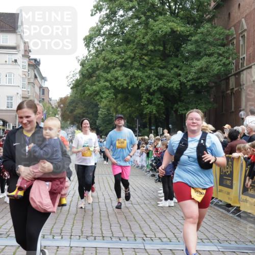 13.09.2026 - Kiel Lauf Yannick Fuchs http://msf.ph/oto/10462842 13.09.2026 09:54:56 Ziel 449, 1436, 2979, 3846, 4107, 4948, 5307, 6054, 6158, 6955, 7813, 7819, 7969, 9509, 9588, 9790, 9932, 10635, 1414, 1441, 2368, 2485, 3489, 4911, 5030, 5503, 5504, 5937, 6815, 6825, 7090, 7661, 8327, 8830, 12750, 12751, 1412, 2079, 4640, 6102, 9117, 10609, 10743, 11564, 12514, 1441, 2485, 2865, 3283, 4263, 6327, 6986, 7127, 10261, 10424, 10434, 12753 meine-sportfotos.de