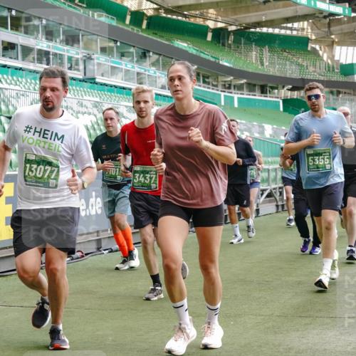 13.09.2026 - 21. swb-Marathon Bremen Michael Burmester http://msf.ph/oto/10462848 13.09.2026 13:12:37 Laufen im Stadion 118, 183, 265, 278, 349, 514, 576, 695, 702, 703, 843, 933, 950, 1005, 1113, 1143, 1226, 1286, 1334, 1435, 1641, 1849, 1851, 1936, 1952, 1991, 2005, 2248, 2264, 2281, 2299, 2336, 2353, 2375, 2377, 2398, 2426, 2439, 2461, 2478, 2505, 2612, 2659, 2665, 2669, 2673, 2684, 2765, 2773, 2792, 2804, 2815, 2816, 2822, 2850, 2860, 2884, 2895, 2907, 2921, 2963, 2966, 2975, 2976, 3016, 3027, 3079, 3082, 3143, 3155, 3159, 3253, 3293, 3308, 3313, 3328, 3349, 3352, 3434, 551 meine-sportfotos.de