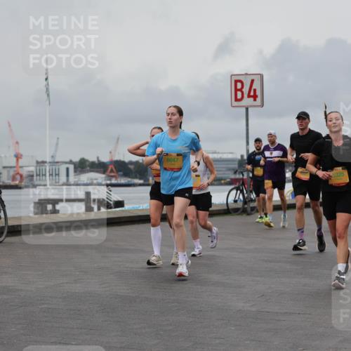 13.09.2026 - Kiel Lauf Andreas Tolksdorf http://msf.ph/oto/10462860 13.09.2026 12:03:12 Kiellinie 6047, 4, 5325 meine-sportfotos.de