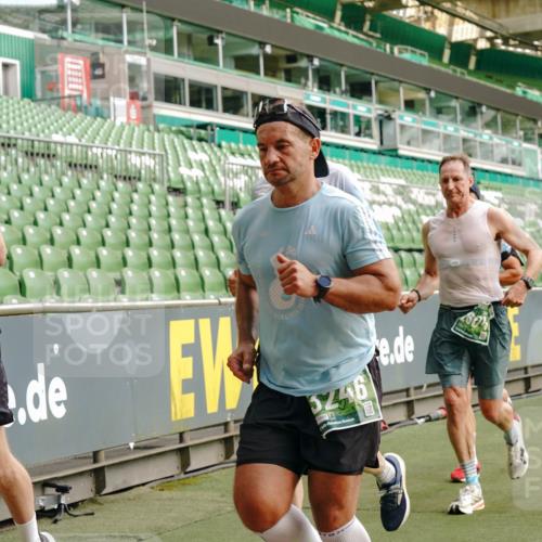 13.09.2026 - 21. swb-Marathon Bremen Michael Burmester http://msf.ph/oto/10462867 13.09.2026 12:55:43 Laufen im Stadion 161, 201, 205, 307, 388, 411, 461, 465, 495, 655, 854, 876, 913, 926, 948, 1053, 1058, 1197, 1390, 1537, 1599, 1645, 1750, 1972, 2001, 2040, 2122, 2125, 2234, 2251, 2260, 2319, 2383, 2390, 2474, 2535, 2604, 2733, 2801, 2812, 2870, 2922, 2948, 2962, 3012, 3057, 3119, 3134, 3175, 3192, 3202, 3206, 3241, 3246, 3290, 3346, 3348, 3356, 3357, 3411, 3508, 3706, 3716, 3836, 4135, 4137, 4171, 4413, 4455, 4479, 4733, 5277, 5430, 5530, 6106, 2498, 3085 meine-sportfotos.de