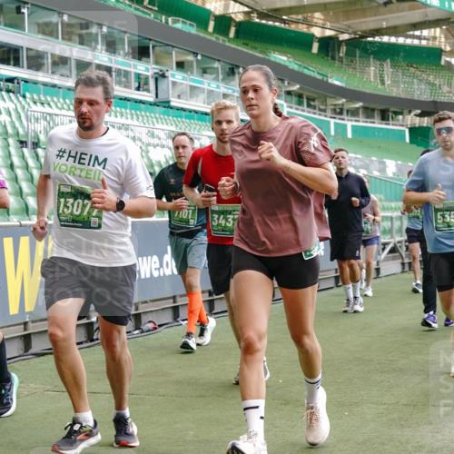13.09.2026 - 21. swb-Marathon Bremen Michael Burmester http://msf.ph/oto/10462868 13.09.2026 13:12:37 Laufen im Stadion 118, 183, 265, 278, 349, 514, 576, 695, 702, 703, 843, 933, 950, 1005, 1113, 1143, 1226, 1286, 1334, 1435, 1641, 1849, 1851, 1936, 1952, 1991, 2005, 2248, 2264, 2281, 2299, 2336, 2353, 2375, 2377, 2398, 2426, 2439, 2461, 2478, 2505, 2612, 2659, 2665, 2669, 2673, 2684, 2765, 2773, 2792, 2804, 2815, 2816, 2822, 2850, 2860, 2884, 2895, 2907, 2921, 2963, 2966, 2975, 2976, 3016, 3027, 3079, 3082, 3143, 3155, 3159, 3253, 3293, 3308, 3313, 3328, 3349, 3352, 3434, 551 meine-sportfotos.de