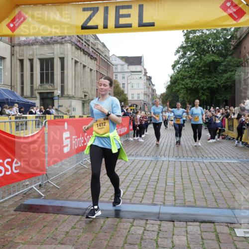 13.09.2026 - Kiel Lauf Yannick Fuchs http://msf.ph/oto/10463066 13.09.2026 09:55:09 Ziel 1412, 2079, 4640, 6102, 9117, 9588, 10609, 10635, 10743, 11564, 12514, 449, 1436, 2979, 3489, 3846, 4107, 4911, 4948, 5307, 5503, 5504, 6054, 6158, 6815, 6955, 7661, 7813, 7819, 7969, 8327, 9509, 9790, 9932, 1354, 1495, 2061, 2186, 5824, 5883, 7322, 11421, 1414, 5030, 5937, 6815, 6825, 7090, 8830, 12750, 12751 meine-sportfotos.de