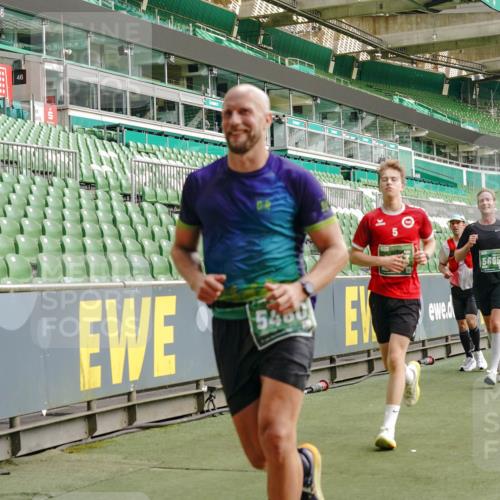 13.09.2026 - 21. swb-Marathon Bremen Michael Burmester http://msf.ph/oto/10463104 13.09.2026 12:55:47 Laufen im Stadion 161, 201, 205, 307, 388, 411, 431, 461, 465, 495, 655, 854, 876, 913, 926, 948, 1053, 1058, 1197, 1390, 1537, 1599, 1645, 1750, 1972, 2001, 2040, 2122, 2125, 2234, 2251, 2260, 2319, 2383, 2390, 2473, 2474, 2535, 2604, 2733, 2801, 2812, 2870, 2922, 2948, 3012, 3057, 3119, 3134, 3175, 3192, 3202, 3206, 3241, 3246, 3290, 3346, 3348, 3356, 3411, 3508, 3706, 3716, 3836, 4135, 4137, 4171, 4413, 4455, 4479, 4733, 5277, 5430, 5530, 6106, 2498, 3085 meine-sportfotos.de