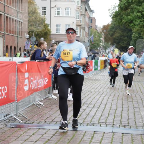 13.09.2026 - Kiel Lauf Yannick Fuchs http://msf.ph/oto/10463190 13.09.2026 09:55:17 Ziel 1354, 2079, 2186, 5883, 6102, 7322, 9117, 10609, 10743, 11564, 12514, 449, 1412, 1436, 2979, 3489, 3846, 4107, 4640, 4911, 4948, 5307, 6054, 6158, 6955, 7661, 7813, 7819, 7969, 8327, 9509, 9588, 9790, 9932, 10635, 1495, 2061, 5824, 5986, 7087, 7846, 8408, 11421, 3489, 4911, 5503, 5504, 6815, 7661, 8327 meine-sportfotos.de