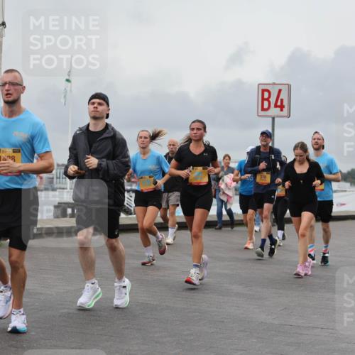 13.09.2026 - Kiel Lauf Andreas Tolksdorf http://msf.ph/oto/10463212 13.09.2026 12:03:27 Kiellinie 1, 39, 1438, 4, 378, 3934 meine-sportfotos.de