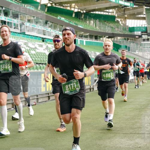 13.09.2026 - 21. swb-Marathon Bremen Michael Burmester http://msf.ph/oto/10463245 13.09.2026 12:55:50 Laufen im Stadion 161, 201, 205, 307, 388, 411, 431, 461, 465, 495, 655, 854, 876, 913, 926, 948, 1053, 1058, 1130, 1197, 1390, 1537, 1599, 1645, 1750, 1972, 2001, 2040, 2122, 2125, 2234, 2251, 2260, 2319, 2383, 2390, 2473, 2474, 2535, 2604, 2733, 2801, 2812, 2870, 2922, 2948, 3012, 3057, 3119, 3134, 3175, 3192, 3202, 3206, 3241, 3246, 3290, 3346, 3348, 3356, 3411, 3508, 3706, 3716, 3836, 4135, 4137, 4171, 4413, 4455, 4479, 4733, 5277, 5430, 5530, 6106, 2498, 3085 meine-sportfotos.de