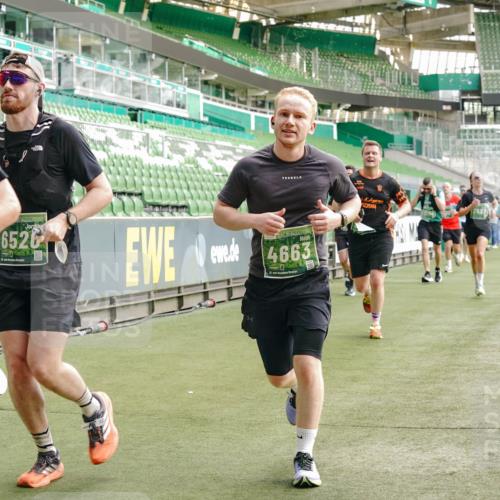 13.09.2026 - 21. swb-Marathon Bremen Michael Burmester http://msf.ph/oto/10463290 13.09.2026 12:55:51 Laufen im Stadion 161, 201, 205, 307, 388, 411, 431, 465, 495, 655, 854, 876, 913, 926, 948, 1053, 1058, 1130, 1197, 1390, 1537, 1599, 1645, 1750, 1972, 2001, 2040, 2122, 2125, 2234, 2251, 2260, 2319, 2383, 2390, 2473, 2474, 2535, 2604, 2733, 2801, 2812, 2870, 2922, 2948, 3012, 3057, 3119, 3134, 3175, 3192, 3202, 3206, 3241, 3246, 3290, 3346, 3348, 3356, 3411, 3508, 3706, 3716, 3836, 4135, 4137, 4171, 4413, 4455, 4479, 4733, 5277, 5430, 5530, 6106, 2498, 3085 meine-sportfotos.de