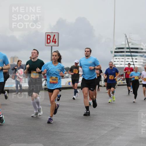13.09.2026 - Kiel Lauf Andreas Tolksdorf http://msf.ph/oto/10463309 13.09.2026 12:03:29 Kiellinie 9468, 4, 3934 meine-sportfotos.de