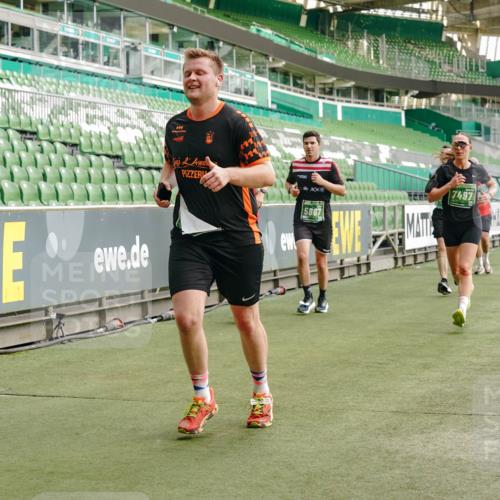 13.09.2026 - 21. swb-Marathon Bremen Michael Burmester http://msf.ph/oto/10463347 13.09.2026 12:55:53 Laufen im Stadion 201, 205, 307, 388, 411, 431, 465, 495, 655, 854, 876, 913, 926, 948, 1053, 1058, 1130, 1197, 1390, 1537, 1599, 1645, 1750, 1972, 2001, 2040, 2122, 2125, 2234, 2251, 2260, 2319, 2383, 2390, 2473, 2474, 2535, 2604, 2733, 2801, 2812, 2870, 2922, 2948, 3012, 3057, 3119, 3134, 3175, 3192, 3202, 3206, 3241, 3246, 3290, 3346, 3348, 3356, 3411, 3508, 3706, 3716, 3836, 4135, 4137, 4171, 4413, 4455, 4479, 4733, 5277, 5430, 5530, 6106, 2498, 3085 meine-sportfotos.de