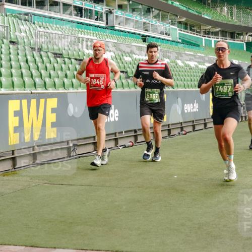 13.09.2026 - 21. swb-Marathon Bremen Michael Burmester http://msf.ph/oto/10463380 13.09.2026 12:55:54 Laufen im Stadion 201, 205, 307, 388, 411, 431, 465, 495, 655, 854, 876, 913, 926, 948, 1053, 1058, 1130, 1197, 1390, 1537, 1599, 1645, 1750, 1972, 2001, 2040, 2122, 2125, 2234, 2251, 2260, 2319, 2383, 2390, 2473, 2474, 2535, 2604, 2733, 2801, 2812, 2870, 2922, 2948, 3012, 3057, 3119, 3134, 3175, 3192, 3202, 3206, 3241, 3246, 3290, 3346, 3348, 3356, 3411, 3508, 3706, 3716, 3836, 4135, 4137, 4171, 4413, 4455, 4479, 4733, 5277, 5430, 5530, 6106, 2498, 3085 meine-sportfotos.de