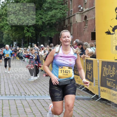 13.09.2026 - Kiel Lauf Yannick Fuchs http://msf.ph/oto/10463405 13.09.2026 09:55:33 Ziel 1495, 2061, 5824, 5986, 7087, 7846, 8408, 11421, 1354, 1412, 2079, 2186, 4640, 5883, 6102, 7322, 9117, 9588, 10609, 10635, 10743, 11564, 12514, 1589, 2227, 4121, 4174, 8248, 8976, 9226, 9399, 9741, 11962, 11970, 12142, 12261, 12463, 1436, 4107, 5307, 6054, 6158, 6955, 7969, 9509, 9588, 9790, 10635 meine-sportfotos.de