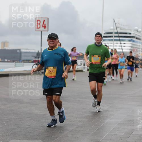 13.09.2026 - Kiel Lauf Andreas Tolksdorf http://msf.ph/oto/10463416 13.09.2026 12:03:41 Kiellinie 4, 48, 1583 meine-sportfotos.de
