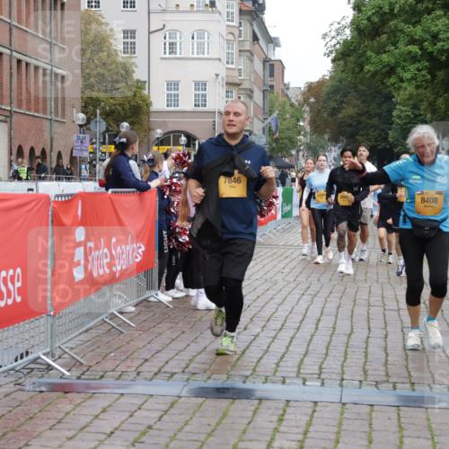 13.09.2026 - Kiel Lauf Yannick Fuchs http://msf.ph/oto/10463445 13.09.2026 09:55:36 Ziel 2061, 5824, 5986, 7087, 7846, 8408, 11421, 11962, 11970, 12261, 1354, 1412, 1495, 2079, 2186, 4640, 5883, 6102, 7322, 9117, 9588, 10609, 10743, 11564, 12514, 1589, 2227, 4121, 4174, 5056, 8248, 8521, 8976, 9226, 9399, 9741, 12142, 12463, 1412, 1436, 4107, 4640, 5307, 6054, 6158, 9588, 10635 meine-sportfotos.de