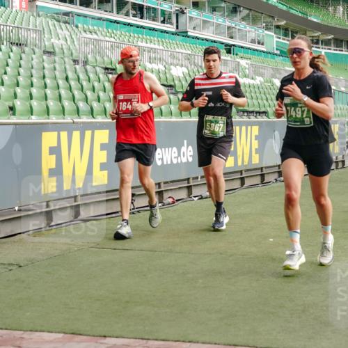 13.09.2026 - 21. swb-Marathon Bremen Michael Burmester http://msf.ph/oto/10463453 13.09.2026 12:55:55 Laufen im Stadion 201, 205, 307, 388, 411, 431, 465, 495, 655, 854, 876, 913, 926, 948, 1053, 1058, 1130, 1197, 1390, 1537, 1599, 1645, 1750, 1972, 2001, 2040, 2122, 2125, 2234, 2251, 2260, 2319, 2383, 2390, 2473, 2474, 2535, 2604, 2733, 2801, 2812, 2870, 2922, 2948, 3012, 3057, 3119, 3134, 3175, 3192, 3202, 3206, 3241, 3246, 3290, 3346, 3348, 3356, 3411, 3508, 3706, 3716, 3836, 4135, 4137, 4171, 4413, 4455, 4479, 4733, 5277, 5430, 5530, 6106, 2498, 3085 meine-sportfotos.de