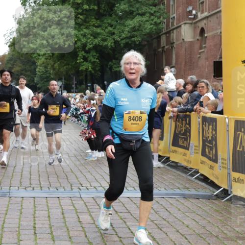 13.09.2026 - Kiel Lauf Yannick Fuchs http://msf.ph/oto/10463490 13.09.2026 09:55:39 Ziel 5824, 5986, 7087, 7846, 8408, 9741, 11962, 11970, 12142, 12261, 1354, 1412, 1495, 2061, 2079, 2186, 5824, 5883, 6102, 7322, 9117, 10609, 10743, 11421, 11564, 12514, 1176, 1589, 2227, 4121, 4174, 5056, 8248, 8521, 8976, 9226, 9399, 10267, 11886, 12463, 1412, 4640, 9588, 10635 meine-sportfotos.de