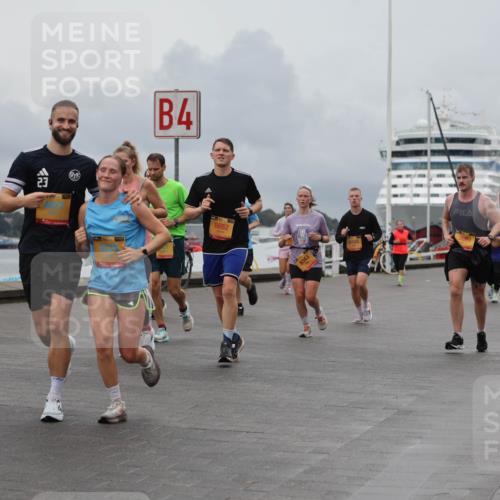 13.09.2026 - Kiel Lauf Andreas Tolksdorf http://msf.ph/oto/10463531 13.09.2026 12:03:47 Kiellinie 100, 9343, 4 meine-sportfotos.de