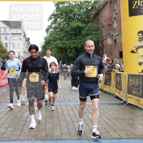 13.09.2026 - Kiel Lauf Yannick Fuchs http://msf.ph/oto/10463534 13.09.2026 09:55:42 Ziel 4174, 5986, 7087, 7846, 8408, 8976, 9226, 9741, 11962, 11970, 12142, 12261, 1354, 1495, 2061, 2079, 2186, 5824, 5883, 6102, 7322, 9117, 10609, 10743, 11421, 11564, 12514, 1176, 1589, 2227, 4121, 5056, 8248, 8521, 9399, 10248, 10267, 11886, 12463, 1412, 4640, 6102, 9588, 10609, 10635, 10743, 11564, 12514 meine-sportfotos.de