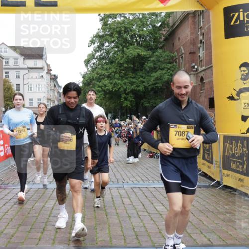 13.09.2026 - Kiel Lauf Yannick Fuchs http://msf.ph/oto/10463544 13.09.2026 09:55:42 Ziel 4174, 5986, 7087, 7846, 8408, 8976, 9226, 9741, 11962, 11970, 12142, 12261, 1354, 1495, 2061, 2079, 2186, 5824, 5883, 6102, 7322, 9117, 10609, 10743, 11421, 11564, 12514, 1176, 1589, 2227, 4121, 5056, 8248, 8521, 9399, 10248, 10267, 11886, 12463, 1412, 4640, 6102, 9588, 10609, 10635, 10743, 11564, 12514 meine-sportfotos.de