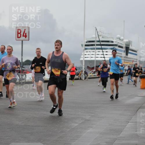 13.09.2026 - Kiel Lauf Andreas Tolksdorf http://msf.ph/oto/10463588 13.09.2026 12:03:49 Kiellinie 9343, 4, 6343, 3669 meine-sportfotos.de