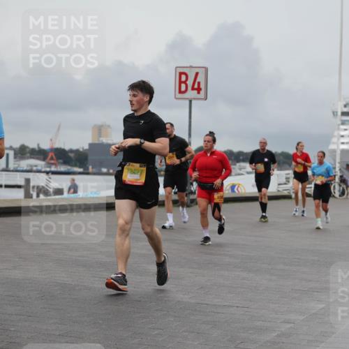 13.09.2026 - Kiel Lauf Andreas Tolksdorf http://msf.ph/oto/10463601 13.09.2026 12:04:00 Kiellinie 1, 39, 10619, 12427, 4, 936, 3 meine-sportfotos.de