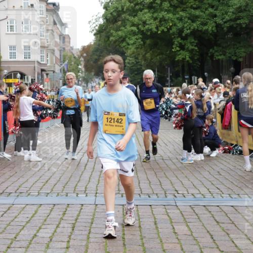 13.09.2026 - Kiel Lauf Yannick Fuchs http://msf.ph/oto/10463632 13.09.2026 09:55:47 Ziel 1589, 2227, 4121, 4174, 5986, 7087, 8248, 8976, 9226, 9399, 9741, 11962, 11970, 12142, 12261, 12463, 1354, 1495, 2061, 2079, 2186, 5824, 5883, 5986, 7087, 7322, 7846, 8408, 9117, 11421, 1176, 4388, 5056, 8521, 10248, 10267, 11886, 2079, 6102, 9117, 10609, 10743, 11564, 12514 meine-sportfotos.de