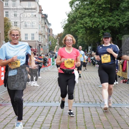 13.09.2026 - Kiel Lauf Yannick Fuchs http://msf.ph/oto/10463661 13.09.2026 09:55:51 Ziel 1589, 2227, 4121, 4174, 5056, 8248, 8521, 8976, 9226, 9399, 9741, 12142, 12463, 1354, 1495, 2061, 2186, 5824, 5883, 5986, 7087, 7322, 7846, 8408, 11421, 11962, 11970, 12261, 50, 51, 1176, 1961, 4388, 6172, 6515, 10248, 10267, 10787, 11357, 11385, 11790, 11886, 12735, 12736, 12752, 1354, 2079, 5883, 7322, 9117, 10743, 12514 meine-sportfotos.de