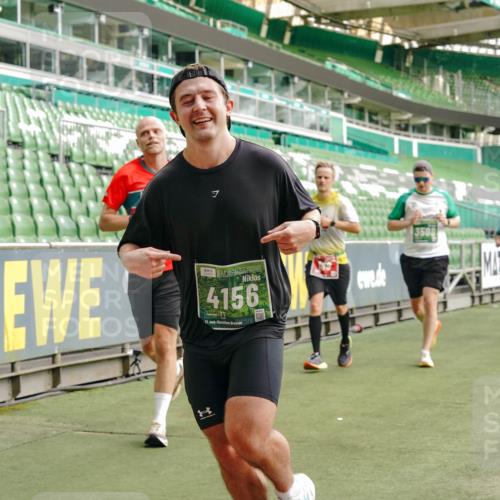 13.09.2026 - 21. swb-Marathon Bremen Michael Burmester http://msf.ph/oto/10463670 13.09.2026 12:55:58 Laufen im Stadion 201, 205, 307, 388, 411, 431, 465, 495, 655, 854, 876, 913, 926, 948, 1053, 1058, 1130, 1197, 1390, 1537, 1599, 1645, 1750, 1972, 2001, 2040, 2122, 2125, 2234, 2251, 2260, 2319, 2383, 2390, 2473, 2474, 2535, 2604, 2733, 2761, 2812, 2870, 2922, 2948, 3057, 3119, 3134, 3175, 3192, 3202, 3206, 3241, 3246, 3290, 3346, 3348, 3356, 3411, 3508, 3706, 3716, 3836, 4135, 4137, 4171, 4413, 4455, 4479, 4733, 5277, 5430, 5530, 6106, 2498, 3085 meine-sportfotos.de