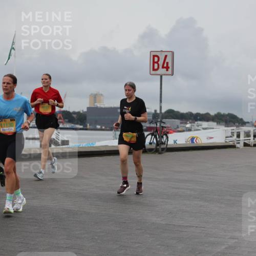 13.09.2026 - Kiel Lauf Andreas Tolksdorf http://msf.ph/oto/10463714 13.09.2026 12:04:06 Kiellinie 394, 11136, 4037, 8005, 4 meine-sportfotos.de