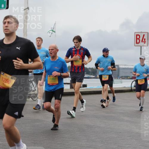 13.09.2026 - Kiel Lauf Andreas Tolksdorf http://msf.ph/oto/10463857 13.09.2026 12:04:22 Kiellinie 1891, 341, 1250, 7392, 4247, 4, 7297 meine-sportfotos.de