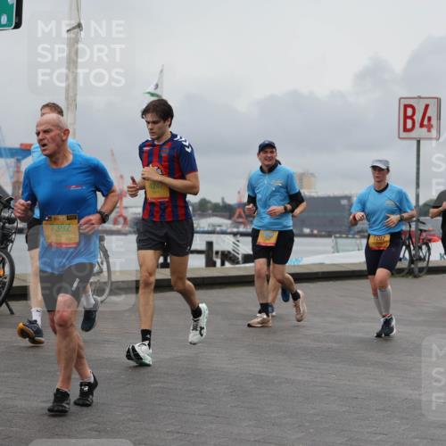 13.09.2026 - Kiel Lauf Andreas Tolksdorf http://msf.ph/oto/10463877 13.09.2026 12:04:22 Kiellinie 39, 7392, 4247, 7297, 4 meine-sportfotos.de