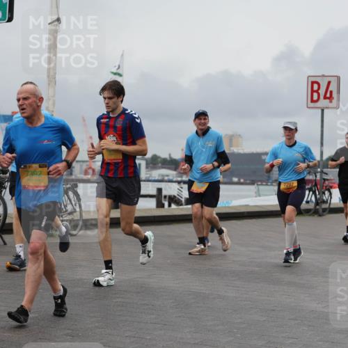 13.09.2026 - Kiel Lauf Andreas Tolksdorf http://msf.ph/oto/10463879 13.09.2026 12:04:22 Kiellinie 1, 39, 59, 7392, 7297, 4 meine-sportfotos.de