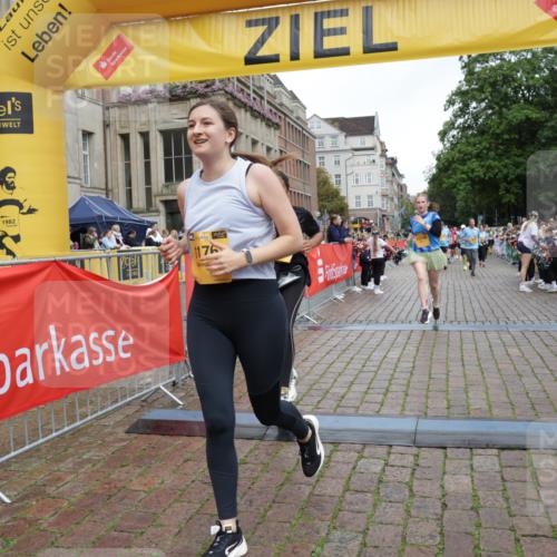 13.09.2026 - Kiel Lauf Yannick Fuchs http://msf.ph/oto/10463927 13.09.2026 09:56:03 Ziel 1176, 1961, 4388, 5056, 8521, 10248, 10267, 10787, 11385, 11886, 1589, 2227, 4121, 4174, 5824, 5986, 7087, 7846, 8248, 8408, 8976, 9226, 9399, 9741, 11421, 11962, 11970, 12142, 12261, 12463, 50, 51, 2949, 3228, 3229, 6172, 6515, 6968, 8832, 9115, 11357, 11790, 12735, 12736, 12752, 1495, 2061, 5824, 11421 meine-sportfotos.de