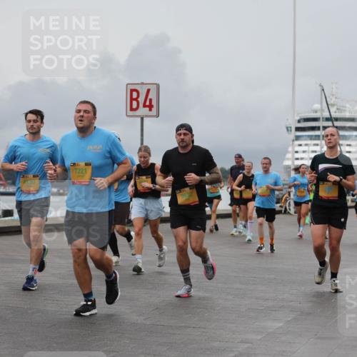 13.09.2026 - Kiel Lauf Andreas Tolksdorf http://msf.ph/oto/10463936 13.09.2026 12:04:25 Kiellinie 39, 4130, 38, 7221, 4, 9532 meine-sportfotos.de