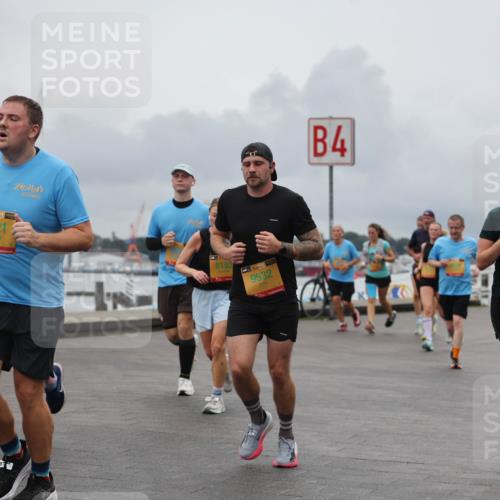 13.09.2026 - Kiel Lauf Andreas Tolksdorf http://msf.ph/oto/10463979 13.09.2026 12:04:27 Kiellinie 38, 7221, 8192, 39, 9532, 4 meine-sportfotos.de
