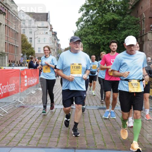 13.09.2026 - Kiel Lauf Yannick Fuchs http://msf.ph/oto/10464031 13.09.2026 09:56:13 Ziel 50, 51, 1961, 3228, 3229, 4388, 6172, 6515, 8832, 10787, 11357, 11385, 11790, 12735, 12736, 12752, 1176, 1589, 2227, 4121, 4174, 5056, 8248, 8521, 8976, 9226, 9399, 9741, 10248, 10267, 11886, 11962, 11970, 12142, 12261, 12463, 791, 2949, 5654, 5940, 6968, 8102, 9115, 10230, 12037, 5986, 7087, 7846, 8408, 11962, 11970, 12261 meine-sportfotos.de