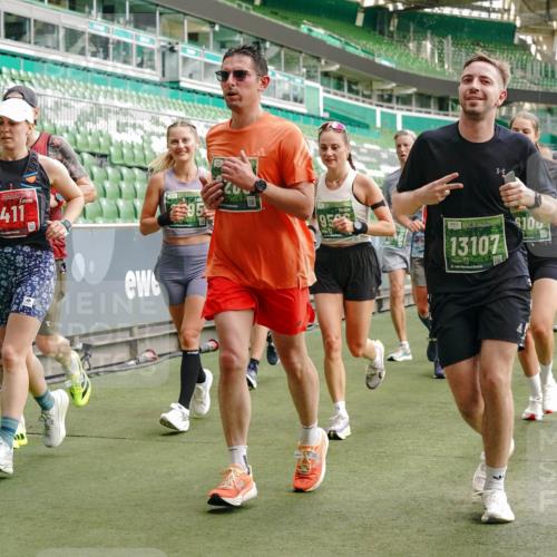 13.09.2026 - 21. swb-Marathon Bremen Michael Burmester http://msf.ph/oto/10464055 13.09.2026 12:56:05 Laufen im Stadion 201, 205, 307, 388, 411, 431, 465, 495, 655, 769, 854, 876, 913, 926, 948, 1058, 1130, 1197, 1390, 1537, 1599, 1601, 1645, 1750, 1972, 2001, 2040, 2122, 2125, 2234, 2251, 2260, 2319, 2383, 2390, 2473, 2474, 2535, 2604, 2634, 2671, 2733, 2761, 2812, 2922, 2948, 3057, 3119, 3134, 3175, 3192, 3202, 3241, 3246, 3290, 3346, 3348, 3356, 3411, 3458, 3508, 3706, 3716, 3813, 3836, 4135, 4137, 4171, 4413, 4455, 4479, 4733, 5277, 5430, 5530, 6106, 2498, 3085 meine-sportfotos.de