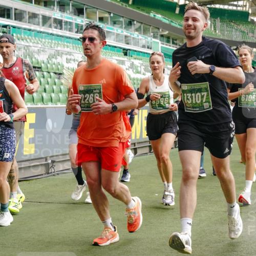 13.09.2026 - 21. swb-Marathon Bremen Michael Burmester http://msf.ph/oto/10464087 13.09.2026 12:56:06 Laufen im Stadion 201, 205, 307, 388, 411, 431, 465, 495, 655, 769, 854, 876, 913, 926, 948, 1058, 1130, 1197, 1390, 1537, 1599, 1601, 1645, 1750, 1972, 2001, 2040, 2122, 2125, 2234, 2251, 2260, 2319, 2383, 2390, 2473, 2474, 2535, 2604, 2634, 2671, 2733, 2761, 2812, 2922, 2948, 3057, 3119, 3134, 3175, 3192, 3202, 3241, 3246, 3290, 3346, 3348, 3356, 3411, 3458, 3508, 3706, 3716, 3813, 3836, 4135, 4137, 4171, 4413, 4455, 4479, 4733, 5277, 5430, 5530, 6106, 2498, 3085 meine-sportfotos.de