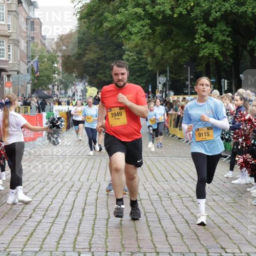 13.09.2026 - Kiel Lauf Yannick Fuchs http://msf.ph/oto/10464125 13.09.2026 09:56:22 Ziel 2949, 3228, 3229, 5940, 6968, 8832, 9115, 12037, 50, 51, 1176, 1589, 1961, 2227, 3228, 3229, 4121, 4174, 4388, 5056, 6172, 6515, 8248, 8521, 8976, 9399, 10248, 10267, 10787, 11357, 11385, 11790, 11886, 12463, 12735, 12736, 12752, 791, 1746, 1774, 2655, 5654, 8102, 10206, 10230, 12072, 4121, 4174, 8976, 9226, 9741, 12142 meine-sportfotos.de
