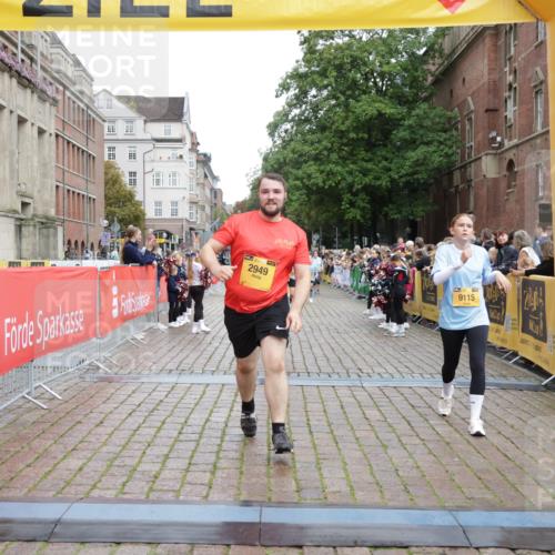 13.09.2026 - Kiel Lauf Yannick Fuchs http://msf.ph/oto/10464142 13.09.2026 09:56:24 Ziel 791, 2949, 5654, 5940, 6968, 8102, 9115, 12037, 50, 51, 1176, 1589, 1961, 2227, 3228, 3229, 4388, 5056, 6172, 6515, 8248, 8521, 8832, 9399, 10248, 10267, 10787, 11357, 11385, 11790, 11886, 12463, 12735, 12736, 12752, 1746, 1774, 2655, 10206, 10230, 12072, 1589, 2227, 4121, 4174, 8248, 8976, 9226, 9399, 9741, 12142, 12463 meine-sportfotos.de