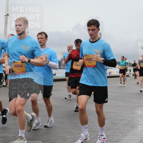 13.09.2026 - Kiel Lauf Andreas Tolksdorf http://msf.ph/oto/10464147 13.09.2026 12:04:39 Kiellinie 139, 913, 1, 39, 8894, 1259, 4, 39, 890, 3 meine-sportfotos.de